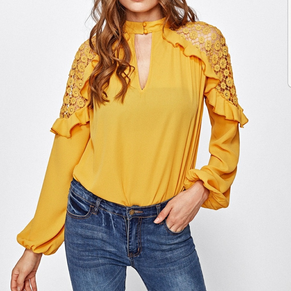 🌿LAST ONE🌿VIVA | Keyhole Front Frill Trim Blouse - Picture 6 of 8